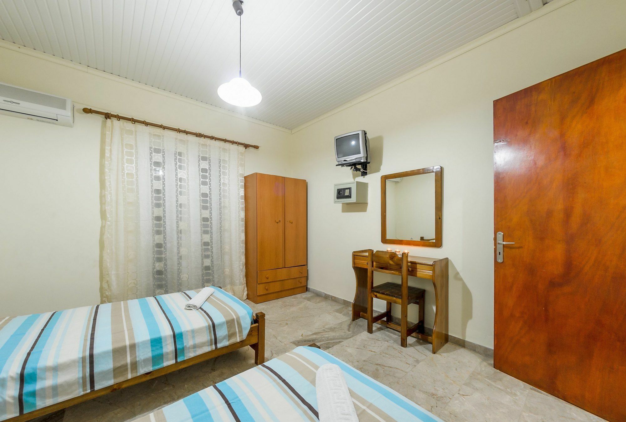 לגאנאס Borsalino Studios & Apartments מראה חיצוני תמונה